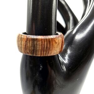 One-of-a-Kind POISON IVY Men's Wooden Ring Sz 10